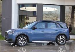 PAR AUTO'DAN 2024 MINI COUNTRYMAN MASAJ+AMBİYANS+19JNT+ISITMA