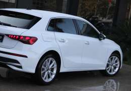 2025 AUDİ A3 ISITMA+KAHVEDERİ+KÖRNKTA+NAVGSYN