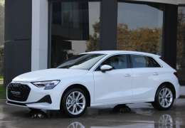 2025 AUDİ A3 ISITMA+KAHVEDERİ+KÖRNKTA+NAVGSYN