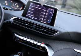 2022 PEUGEOT 3008 ALLURE PAKET  HATASIZ 28.000KM