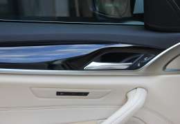 2018 BMW 5.20i NEXT100+LUXURYJANT+VAKUM+ELKBGJ