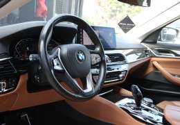 2020 BMW 5.20i YENİ MAKYAJ LUXURYLİNE+İÇ TABARENK